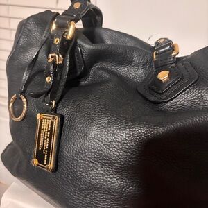Marc Jacobs Black Leather Shoulder Bag with Gold Hardware and Plaque